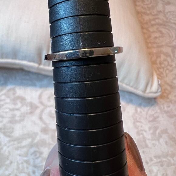 Cocktail ring purplish blue rectangle stone & trillion shaped crystals Sz 9 1/2 - Picture 5 of 11